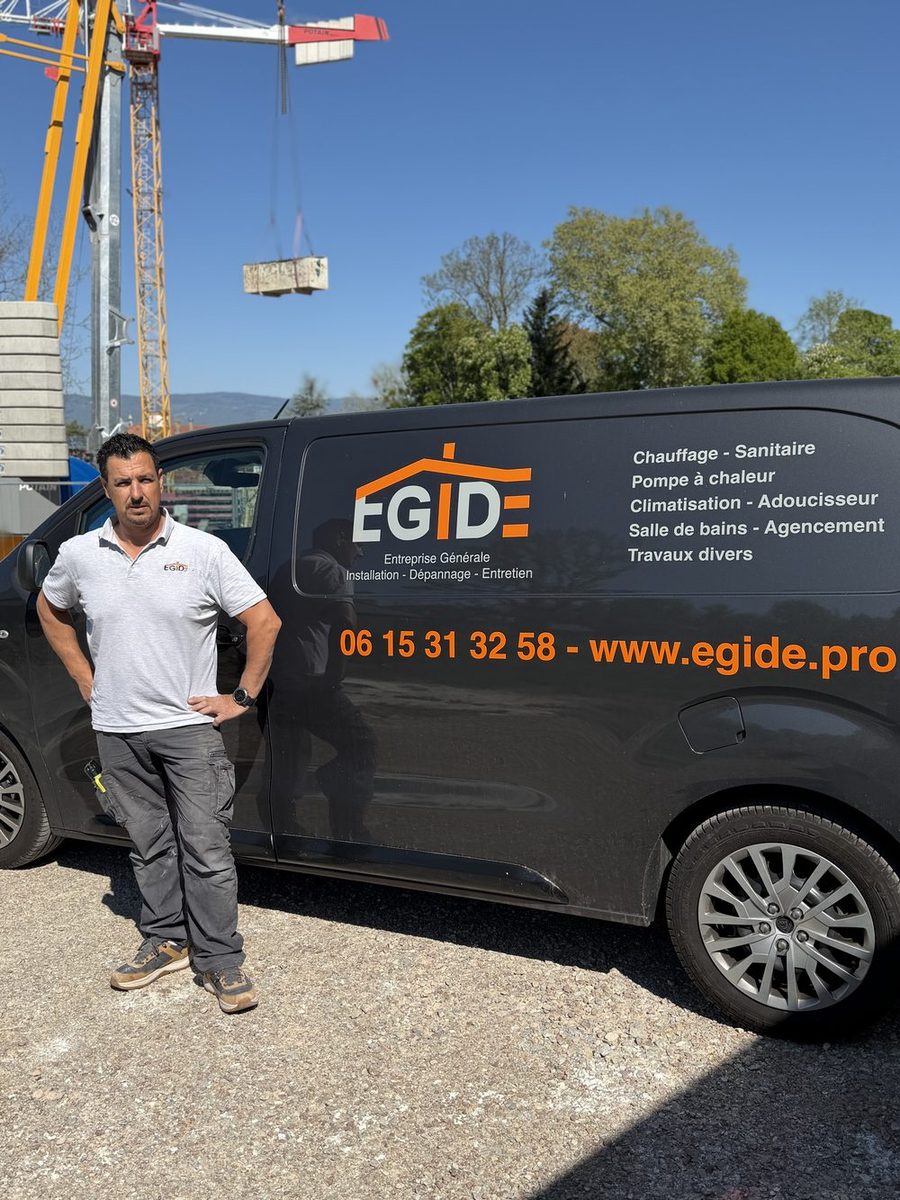 Franck Munoz, gérant et fondateur d'EGIDE, sur un chantier